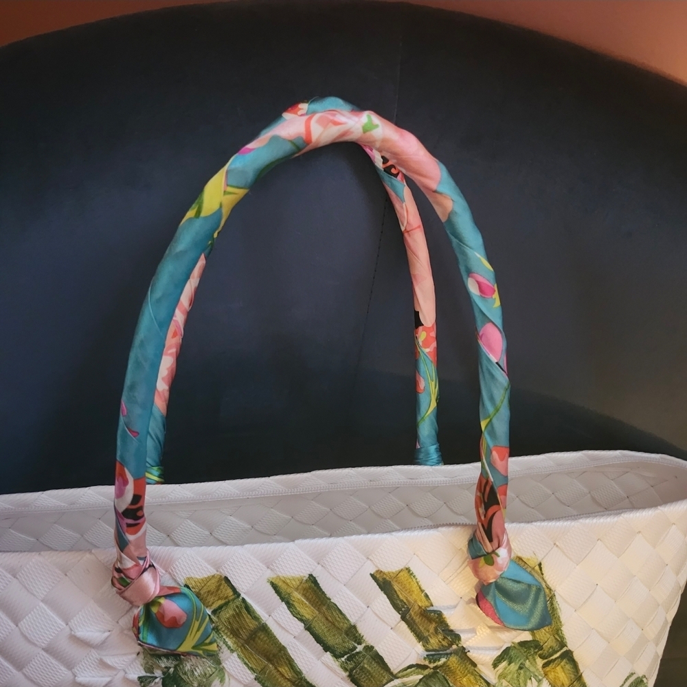 Brand New White Woven Tote Bag with Butterfly and Bamboo Design - Picture 4 of 7